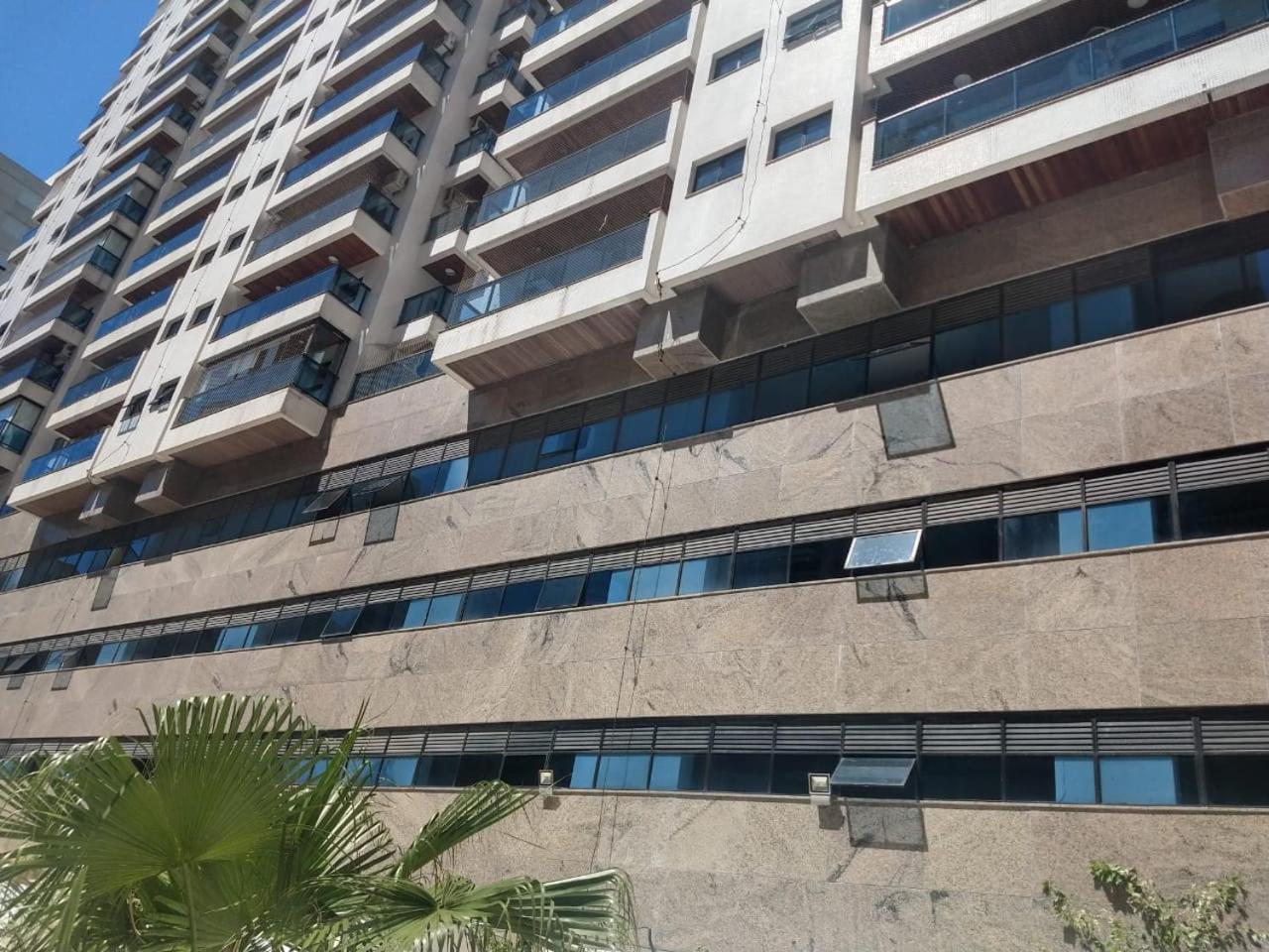 Apartamento Flat Praia Pitangueiras No Γκουαρούχα Εξωτερικό φωτογραφία